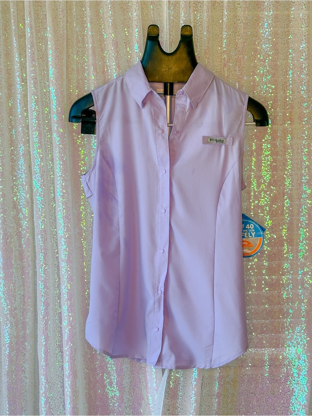 Columbia Women’s Light Lavender Sleeveless Button-Front Top